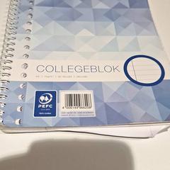 Notisbok Wit blauw, som rapportert av Bibliotheek Neude (Utrecht) ved bruk av iLost