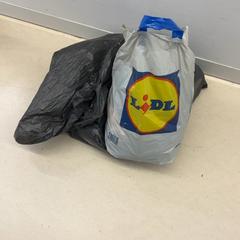 Ropa tassen, ha sido reportado por HvA Amstelcampus con iLost