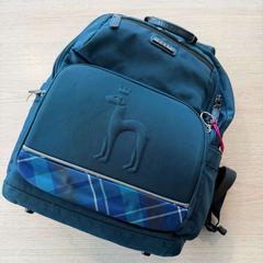 حقائب حمل وحقائب اليد blauw، كما تم الإبلاغ عنه بواسطة Van Heugten Tours عبر iLost