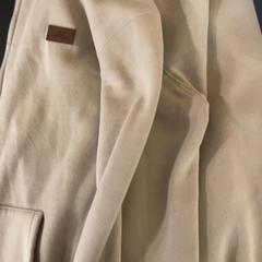 Bundy Beige, jak nahlášeno MEININGER Hotel Dresden Zentrum pomocí iLost