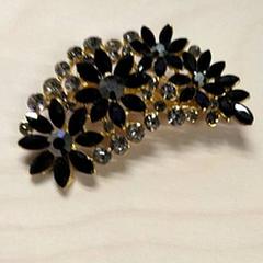 Spilla, come riportato da IKEA Gent utilizzando iLost