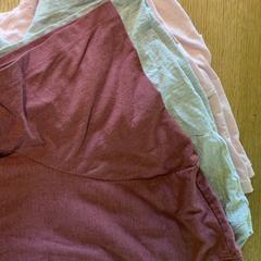 셔츠 Pink grey, iLost를 사용하여 MEININGER Hotel Berlin East Side Gallary에 보고됨