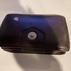 Portemonnee Op naam van urniazas, zoals gemeld door Gemeente Amsterdam met iLost