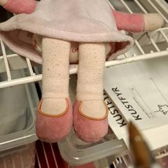 Mantita, ha sido reportado por IKEA Paris Nord Roissy con iLost