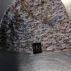 Beanie Kind grijs, amint azt Burgers' Zoo az iLost segítségével jelentette.