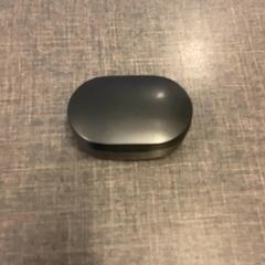 Špunty do uší Black, jak nahlášeno MEININGER Hotel Brussels City Center pomocí iLost