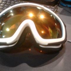 Skibril, rapporterat av SnowWorld Landgraaf med iLost