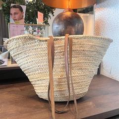 가방 Groot, schouder, riet, iLost를 사용하여 Van der Valk Hotel Gorinchem에 보고됨