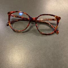 Glasses, segundo informou MEININGER Hotel Bordeaux Gare Saint-Jean usando iLost