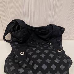 Taška, jak nahlášeno Transdev Gooi en Vechtstreek pomocí iLost