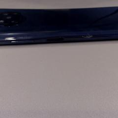 Telefoon, as reported by Walibi Holland using iLost
