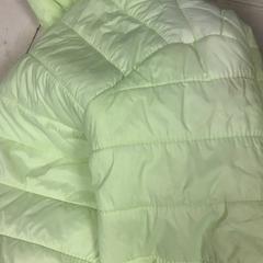 Chaqueta Groen/geel, segundo informou Artis usando iLost