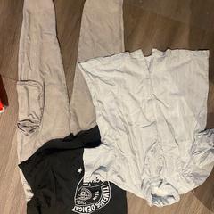 Pantalóns, Camiseta & Blusa, segundo informou Amsterdam ID Aparthotel usando iLost