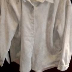 Bluse, gemeldet von TivoliVredenburg über iLost