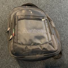 Motxilla, segons ha informat Breng Arnhem mitjançant iLost