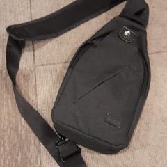 Bag, as reported by Internationaal Theater Amsterdam using iLost