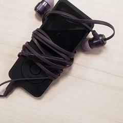 Reproductor mp3, segons ha informat Qbuzz Fryslân mitjançant iLost