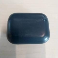 Airpod Grijs/ blauw, segons ha informat Arriva Limburg Zuid mitjançant iLost