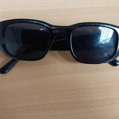 Glasses, as reported by Centraal magazijn using iLost