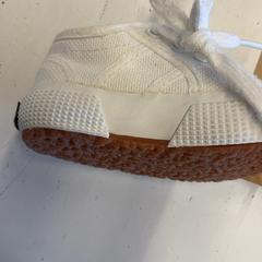 Detská topánka, ako bolo nahlásené GVB pomocou iLost