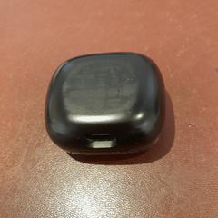 Estuche de airpods noir, ha sido reportado por TCL con iLost