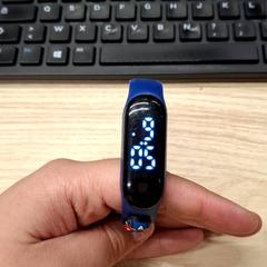 Montre enfant Bleu, come riportato da IKEA Montpellier utilizzando iLost