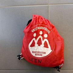 Turnzak rood LEEN, gemeldet von Regio Oost-Vlaanderen über iLost