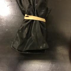 Rukavice, ako bolo nahlásené U-OV Utrecht pomocou iLost