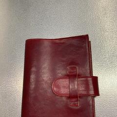 Zeszyt notie, zgłoszono przez IKEA Haarlem przy użyciu iLost