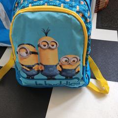 Rugzakje met minions erop がiLostに報告されました