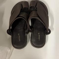 النعال، كما تم الإبلاغ عنه بواسطة Silver Sands Beach عبر iLost