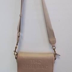 Poltsa, gisa salatu by Hermes Eindhoven iLost erabiliz