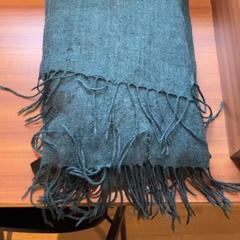 Shawl Groen, as reported by Pathé Rembrandt Utrecht using iLost