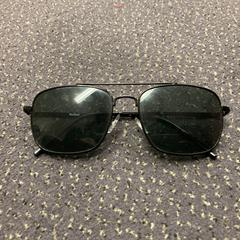 Zonnebril, zoals gemeld door Pathé Eindhoven met iLost