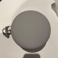 首枕 foldable がiLostで Amsterdam ID Aparthotel によって報告されました