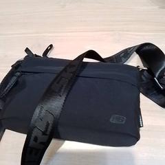 Tas Sketchers, zoals gemeld door Beekse Bergen Resorts en Hotel met iLost