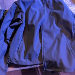 Jas zwart, jak nahlášeno De Heeren van Aemstel pomocí iLost