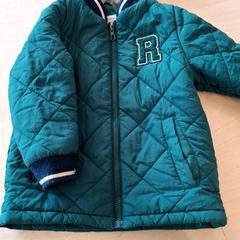 Jaqueta, segons ha informat IKEA Lyon Grand Parilly mitjançant iLost