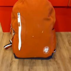 Backpack, as reported by Arriva Limburg Noord using iLost