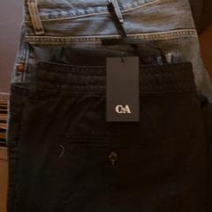 Ruhadarabok, amint azt Van der Valk Hotel Kasteel TerWorm az iLost segítségével jelentette.