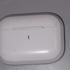 Airpods case, as reported by Arriva West-Brabant using iLost