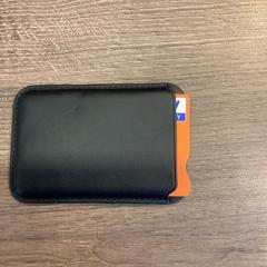 Držiteľ karty Al Shaikh Khaled, ako bolo nahlásené Gemeente Amsterdam - Bureau Gevonden Voorwerpen pomocou iLost