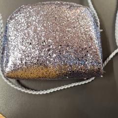 Taška, ako bolo nahlásené IKEA Paris Nord Roissy pomocou iLost