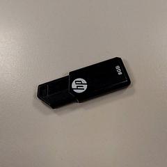 Usb klíčenka Tnv Hans R.A. Koster, jak nahlášeno Vrije Universiteit Amsterdam pomocí iLost