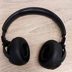 Headphones, as reported by EBS Spijkenisse using iLost