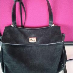 バッグ がiLostで Twisto によって報告されました