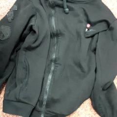 후드티 Zwart katoen, iLost를 사용하여 Arriva West-Brabant에 보고됨