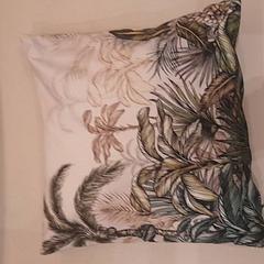 وسادة Groen، كما تم الإبلاغ عنه بواسطة Van der Valk Hotel Schiphol عبر iLost