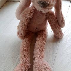 Kuscheltier Roze konijn, gemeldet von DierenPark Amersfoort über iLost