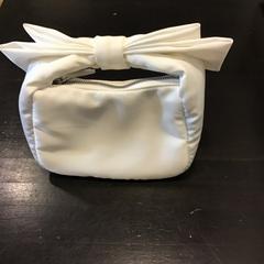 Táska, amint azt U-OV Utrecht az iLost segítségével jelentette.